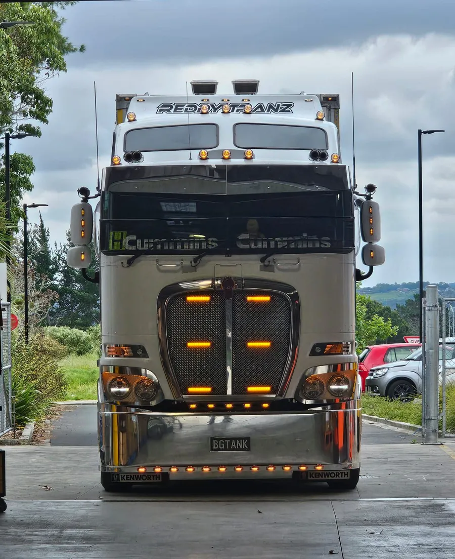 Kenworth K200 in the workshop doorway